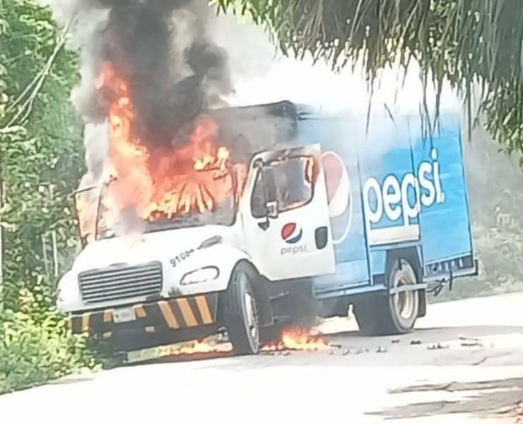 Ataques a vehículos y comercios en Tabasco