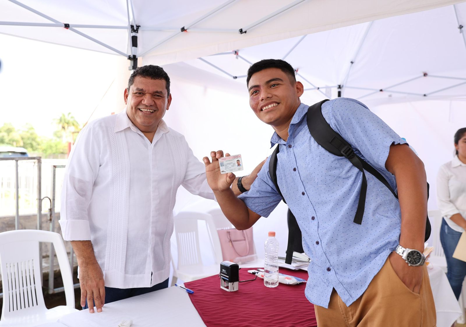 Con Atención al Pueblo en Territorio