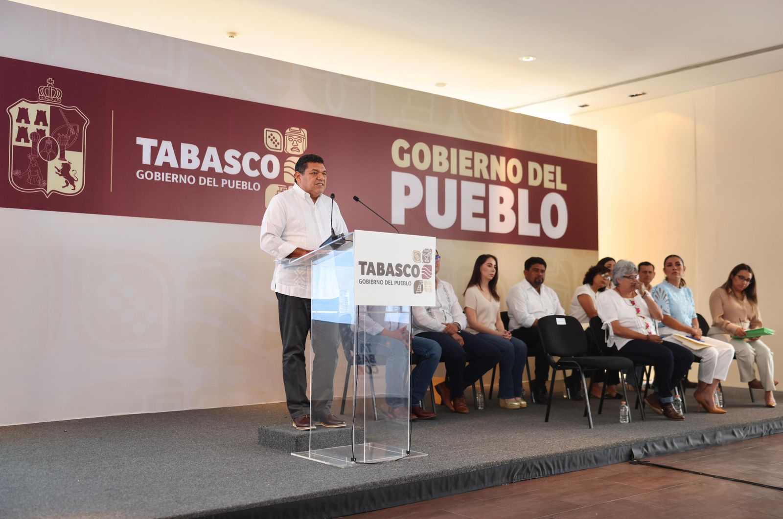 Javier May logró un acuerdo con CFE para condonar deuda histórica de Tabasco