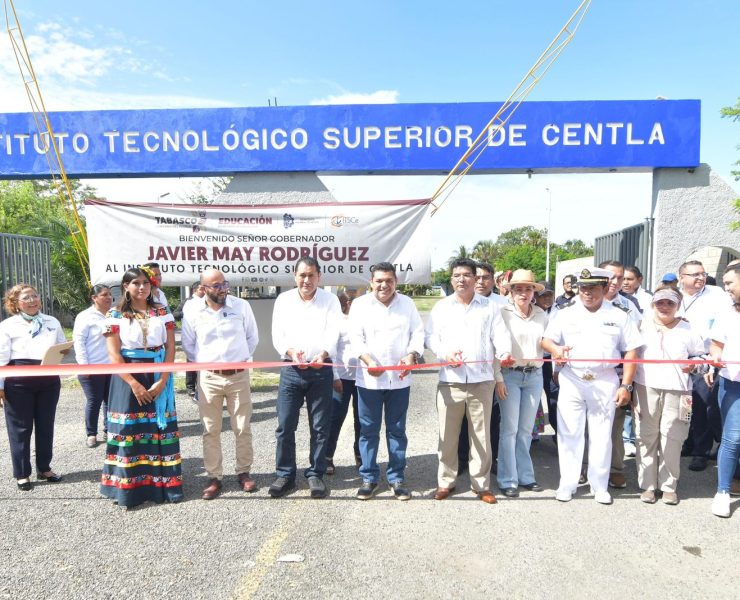 Javier May Rodríguez inauguró obras en Tecnológico de Centla