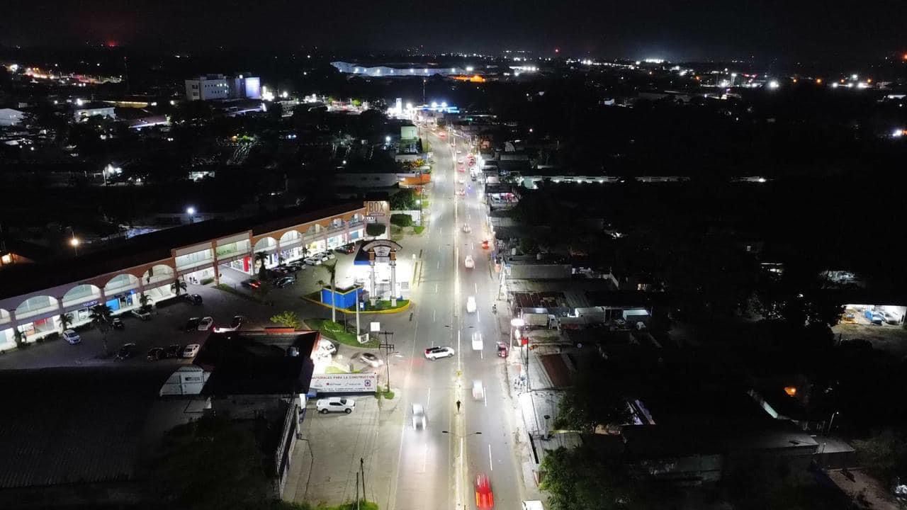 Yolanda Osuna Inauguró Alumbrado