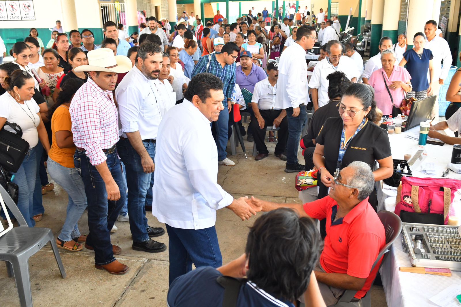 Compromisos de Javier May Rodríguez con Emiliano Zapata