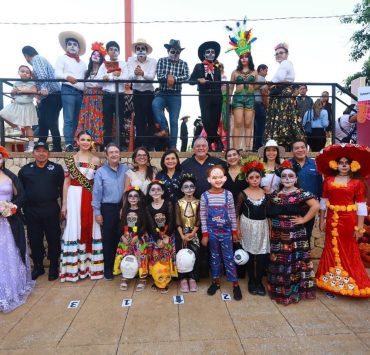 Desfile de Catrinas y Catrines “Gallo de las Ánimas”