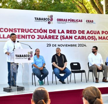 Inicia construcción de red de agua potable en Villa Benito Juárez, Macuspana