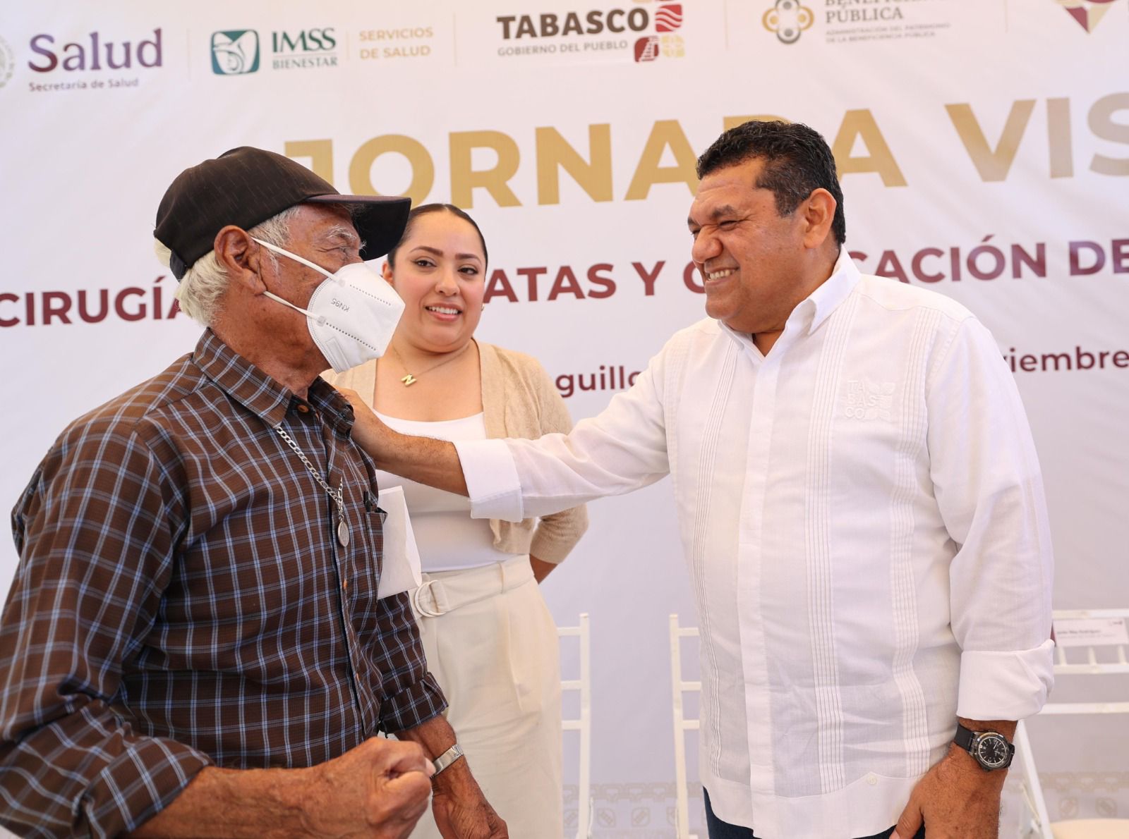 Realizan Jornada de Cirugías de Cataratas en Huimanguillo