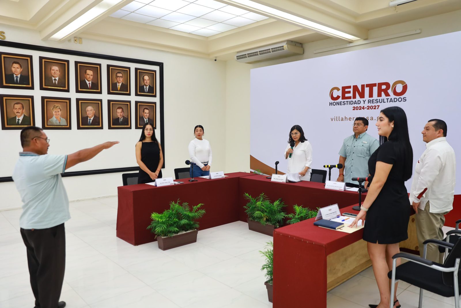 Cabildo cumple fallo del TET