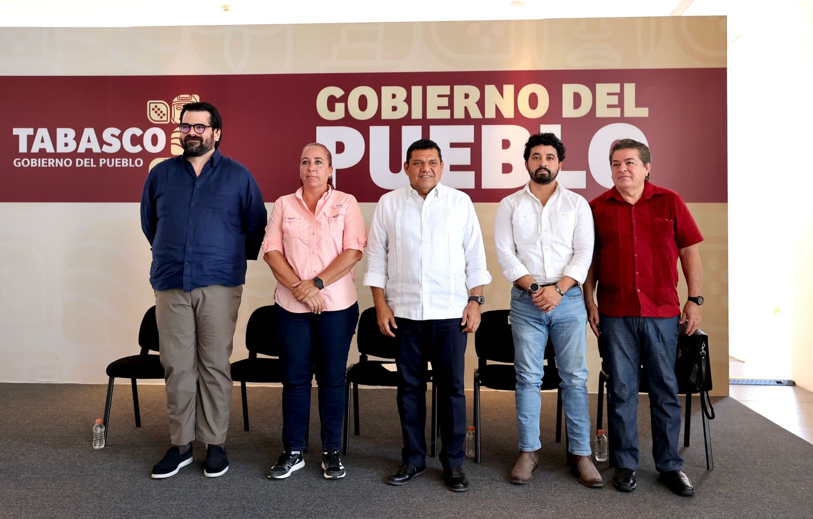 Gobierno del Pueblo impulsa transparencia en contrataciones