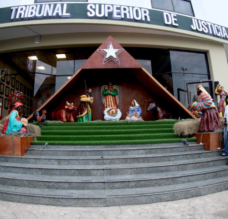 La magia de la Navidad llegó al Poder Judicial de Tabasco