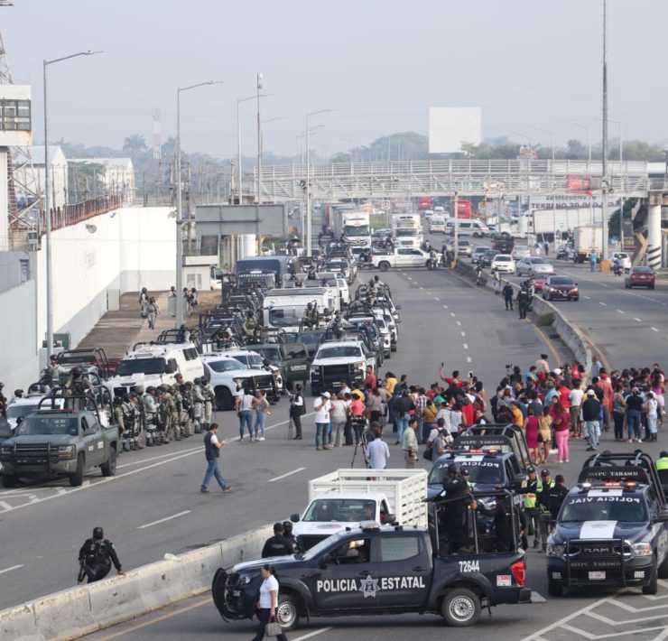 Motín en CRESET de Villahermosa