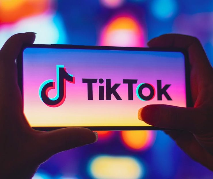 Perplexity propone fusionarse con TikTok para evitar su cierre