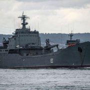 Rusia recibió fuerte golpe naval que lo obliga a huir