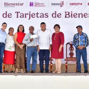 Javier May impulsa el bienestar en Tabasco