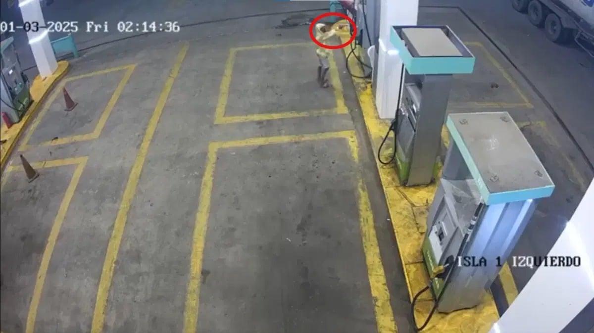 ¡Increíble! Niño de 9 años asalta una gasolinera a mano armada