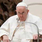 El Papa Francisco llama a la acción: Testigos de paz y misericordia en tiempos de transformación