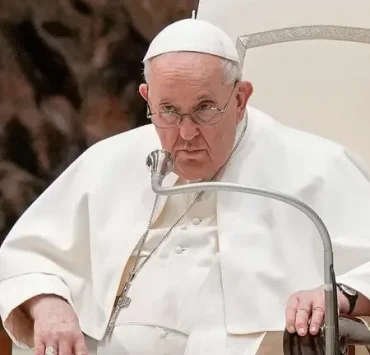 El Papa Francisco llama a la acción: Testigos de paz y misericordia en tiempos de transformación