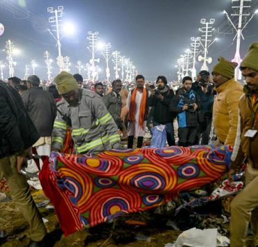 Tragedia en India más de 30 muertos tras devastadora estampida en Festival Religioso