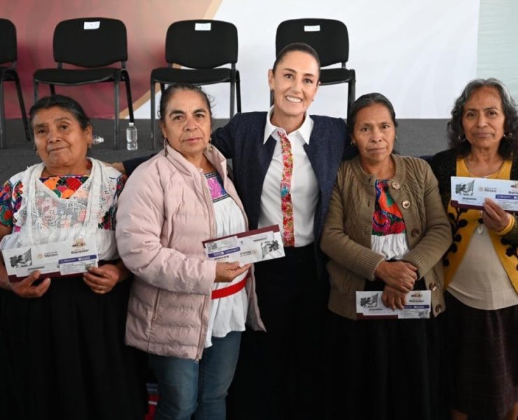 Sheinbaum destaca reconocimiento histórico a mujeres y apoyo a comunidades indígenas en Puebla