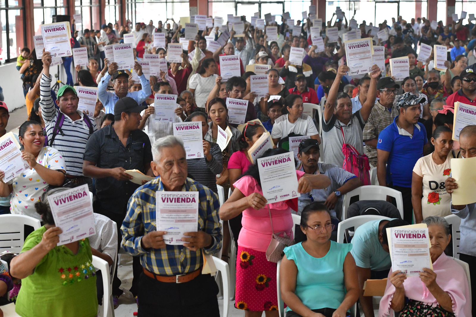 Gobierno del Pueblo entrega 502 Títulos de Propiedad