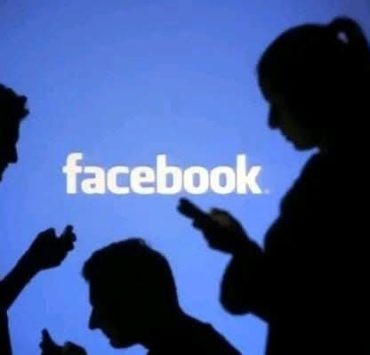 Facebook se queda en el pasado: Páginas muestran contenido antiguo