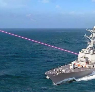 EU tiene un barco con cañón laser que parece de película