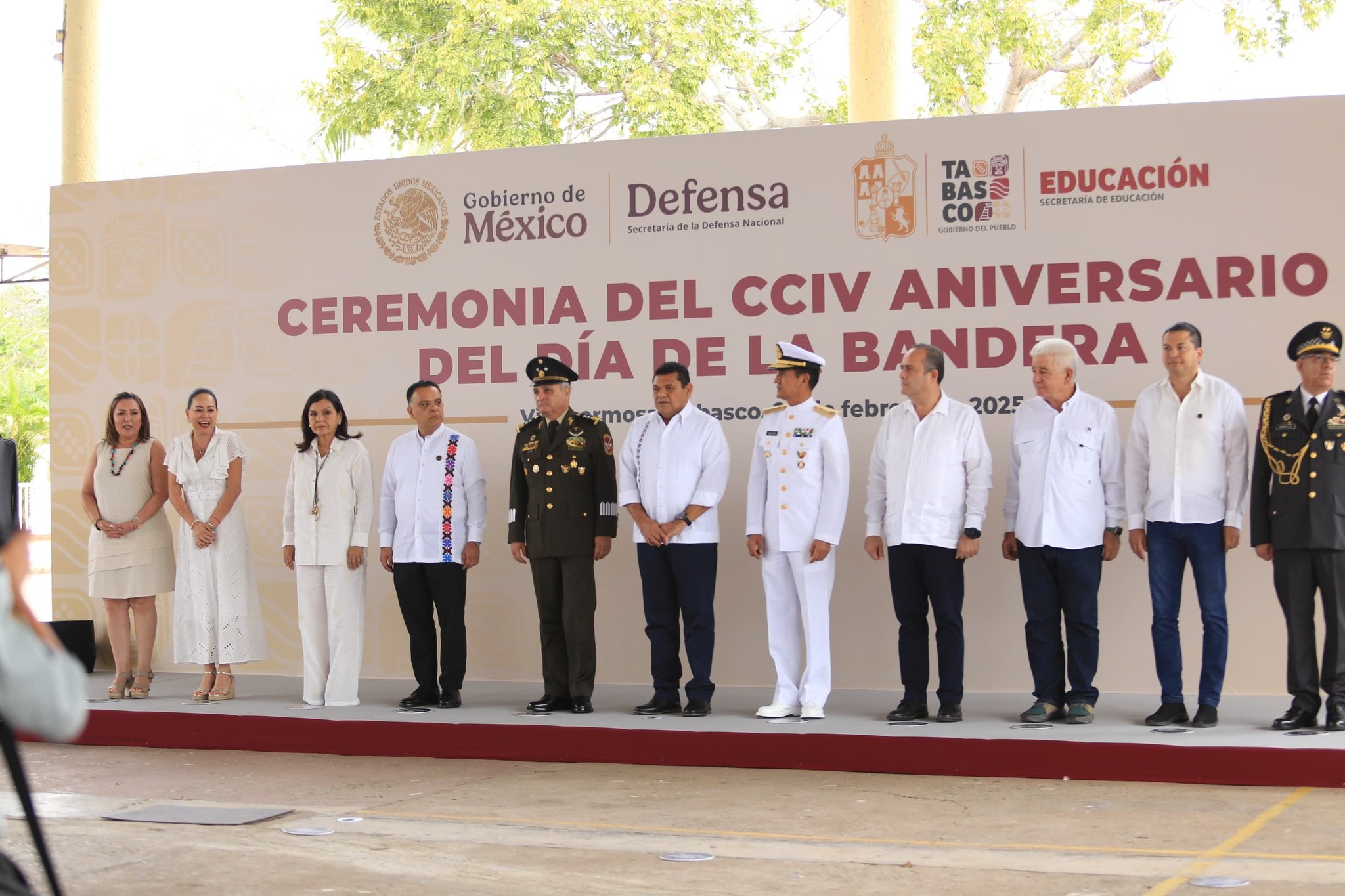 Homenaje nacional por el 204 aniversario del Día de la Bandera