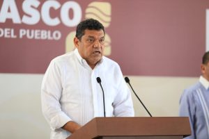 El Gobernador Javier May Rodríguez, acompañado por autoridades federales y estatales, presenta la nueva estrategia integral de seguridad en Tabasco que busca garantizar la tranquilidad y bienestar de la ciudadanía.