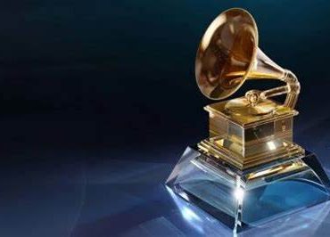 Ganadores de los Grammy 2025. Aquí la lista completa