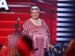 Paquita la del Barrio, siempre en nuestros corazones con su inigualable voz y carácter.