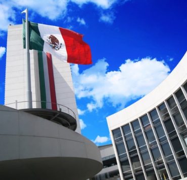 Senado aprueba reforma contra la reelección y nepotismo electoral, pero oposición cuestiona sus alcances