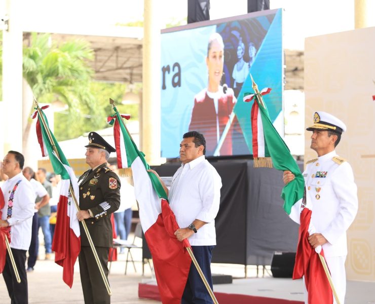 Tabasco conmemora 204 aniversario del Día de la Bandera