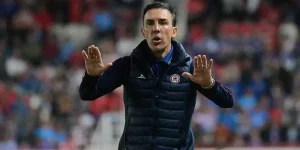 El técnico uruguayo Vicente Sánchez, consigue otro triunfo más al frente de Cruz Azul. 