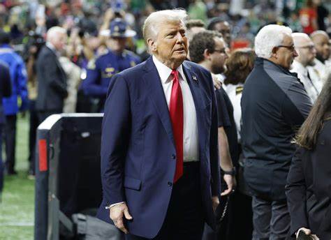 Trump fue abucheado en el Super Bowl 2025 por miles de fans