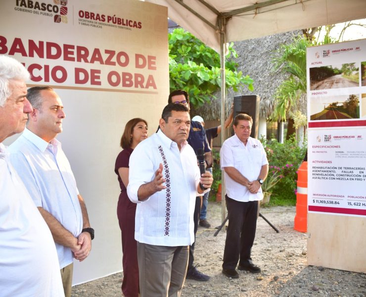 Arrancan obra carretera en Huimanguillo