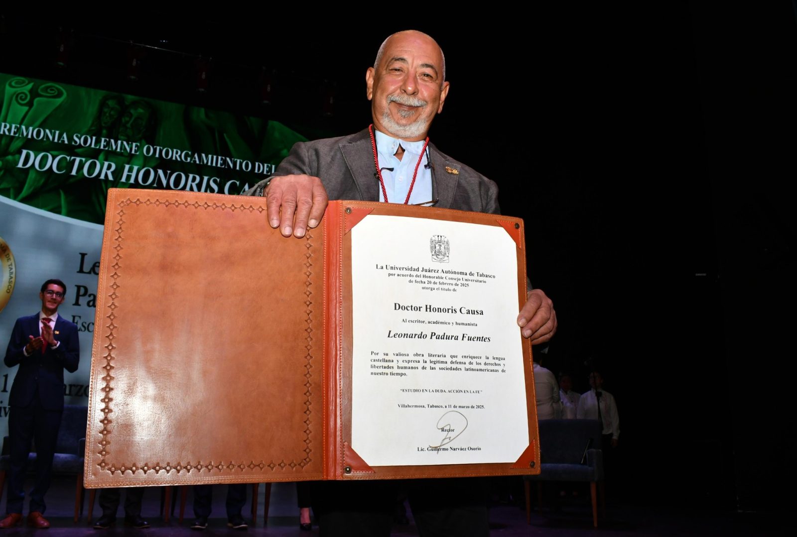 Doctor Honoris Causa al escritor Leonardo Padura