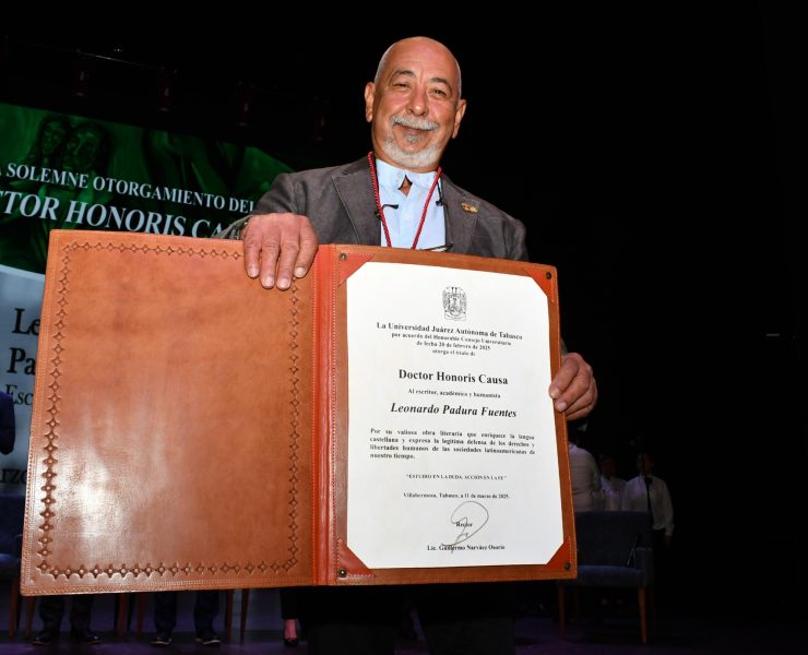 Doctor Honoris Causa al escritor Leonardo Padura