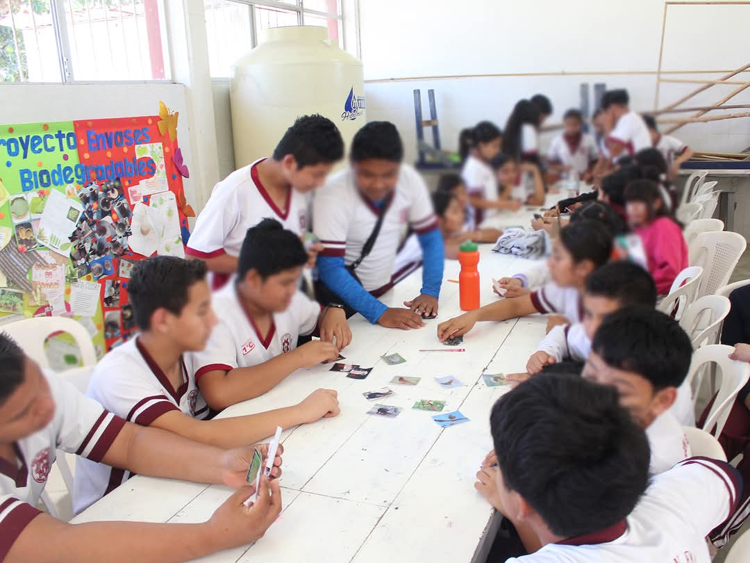 Fomenta Sheila Cadena en estudiantes