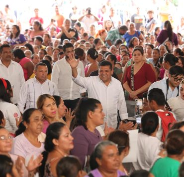 Entrega de tandas para las mujeres inicia en Comalcalco