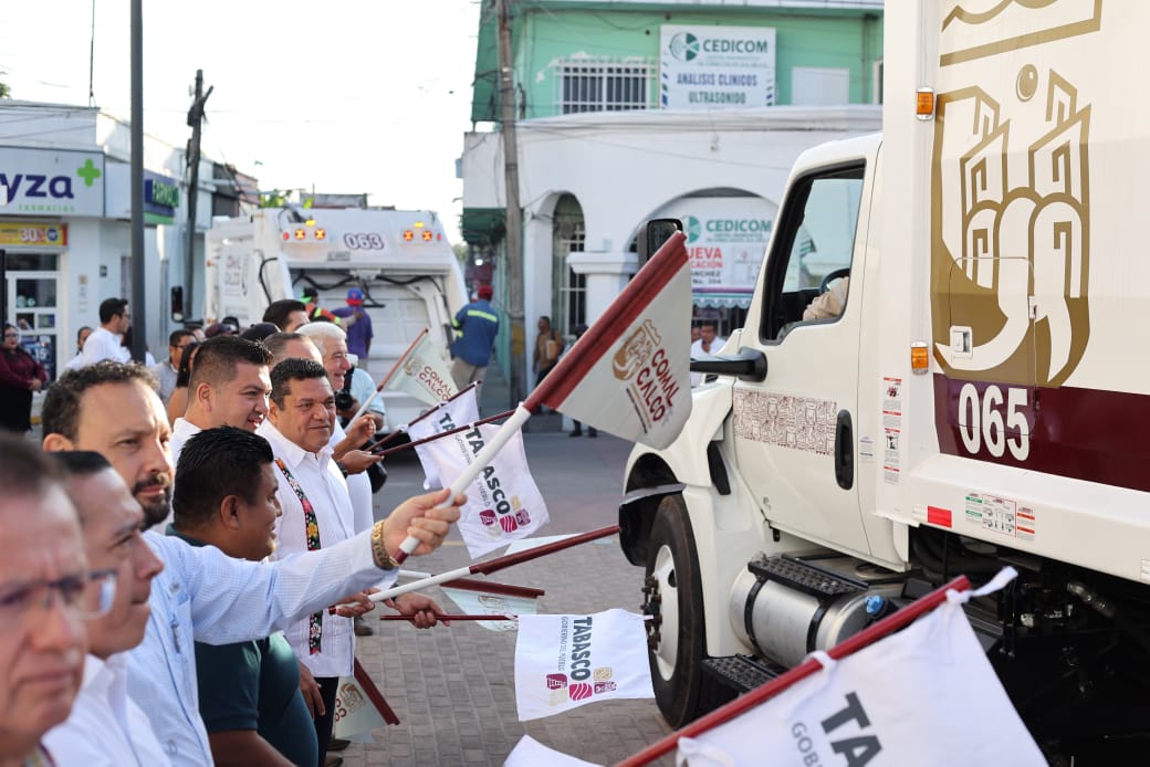 banderazo de salida a 19 nuevas unidades