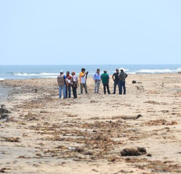 Atienden derrame de hidrocarburo frente a costas de Paraíso