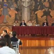 Aumento salarial a maestros