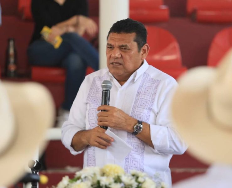 Javier May está comprometido con el sector agropecuario apoyo real a los productores
