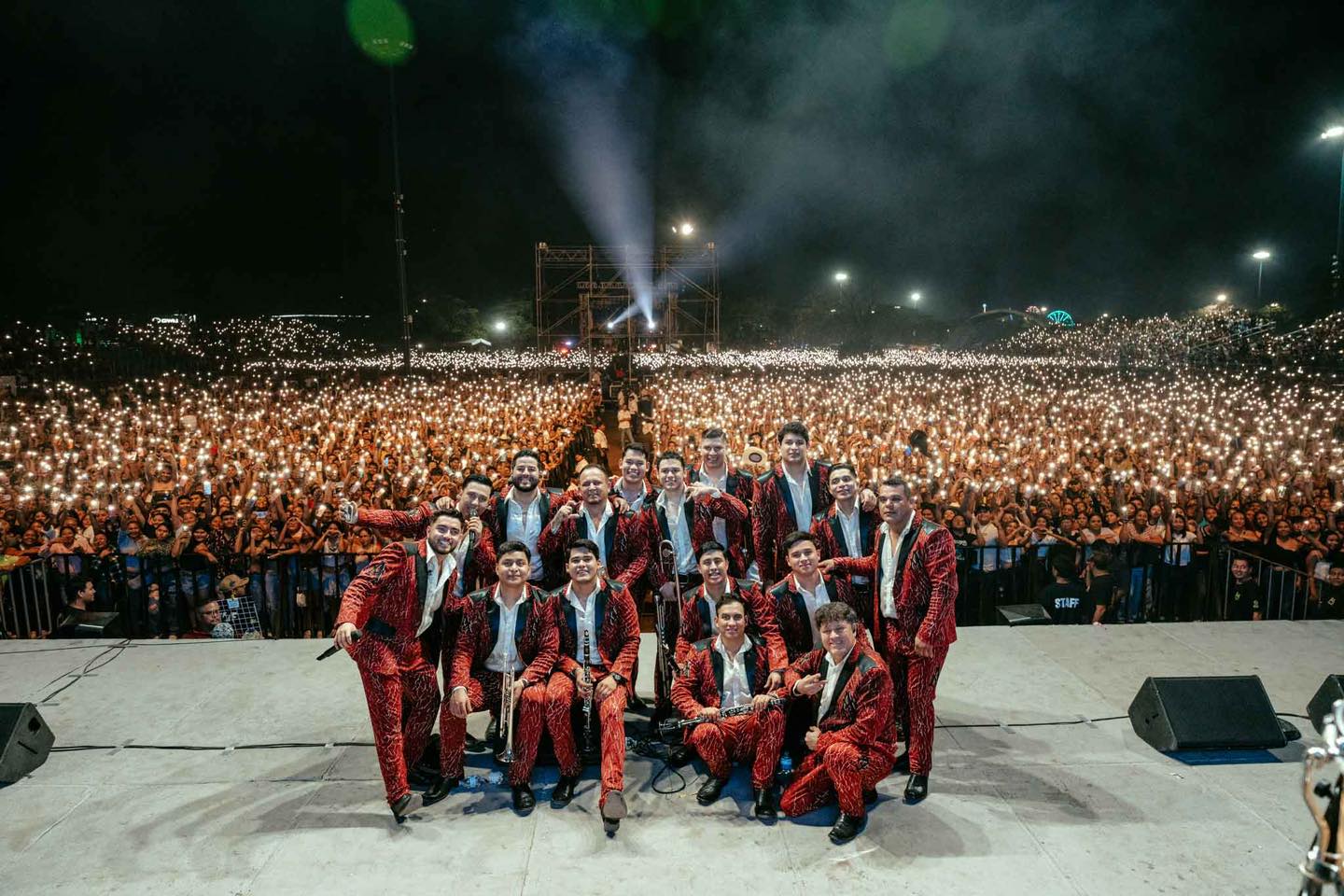 La Arrolladora Banda El Limón conquista la Feria Tabasco