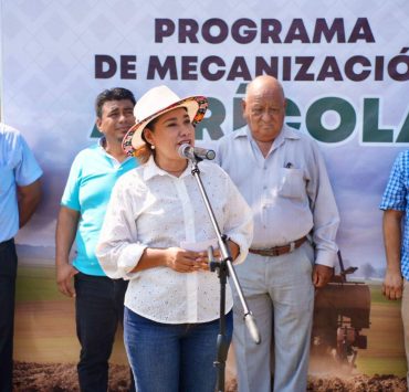 Ayuntamiento de Cunduacán pone en marcha programa de mecanización agrícola