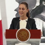 Pemex repara fuga de crudo en Paraíso