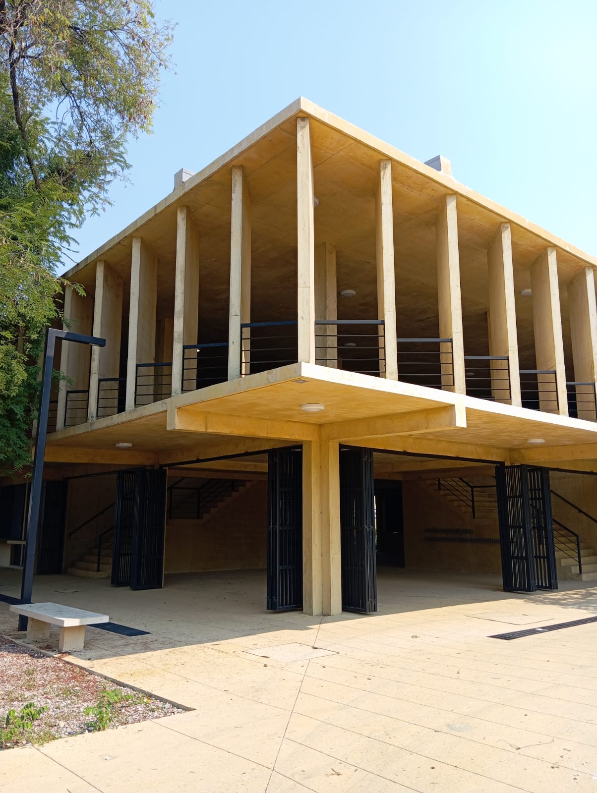 fachada del nuevo mercado de Las Gaviotas