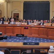 Pasa primer filtro el gravamen a remesas que busca imponer EEUU