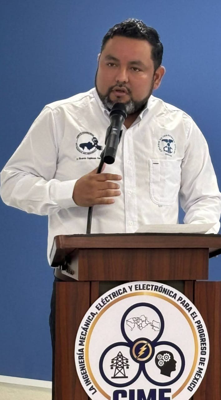 Adrián Mendoza Bolaina