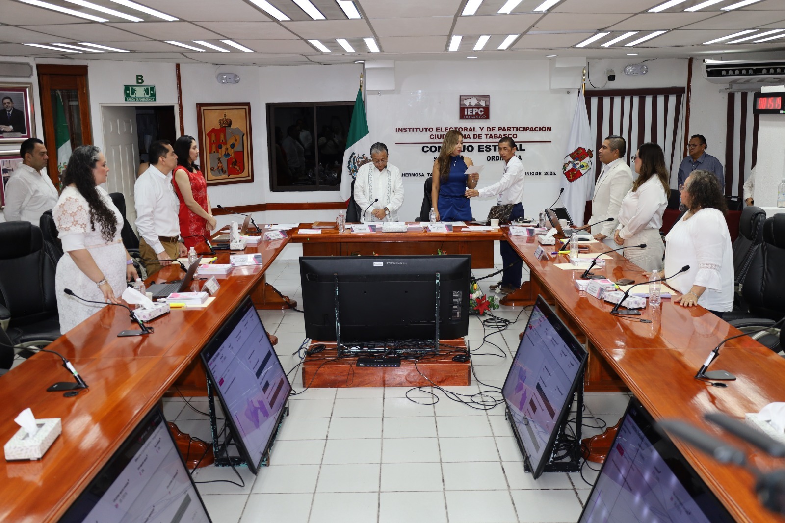 Clausura el IEPCT sesión permanente