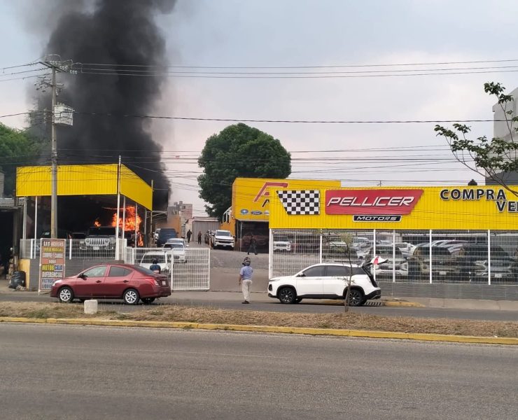 Detienen a 10 personas por robo e incendio en establecimiento de Villahermosa
