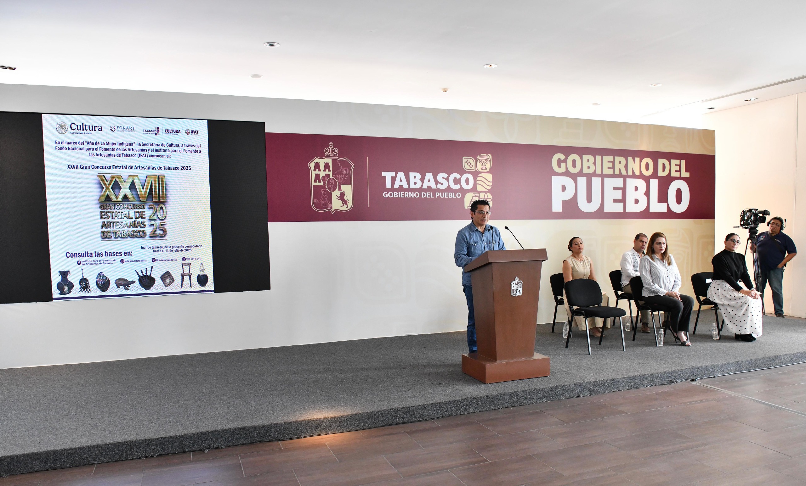 Fernando Vázquez Rosas